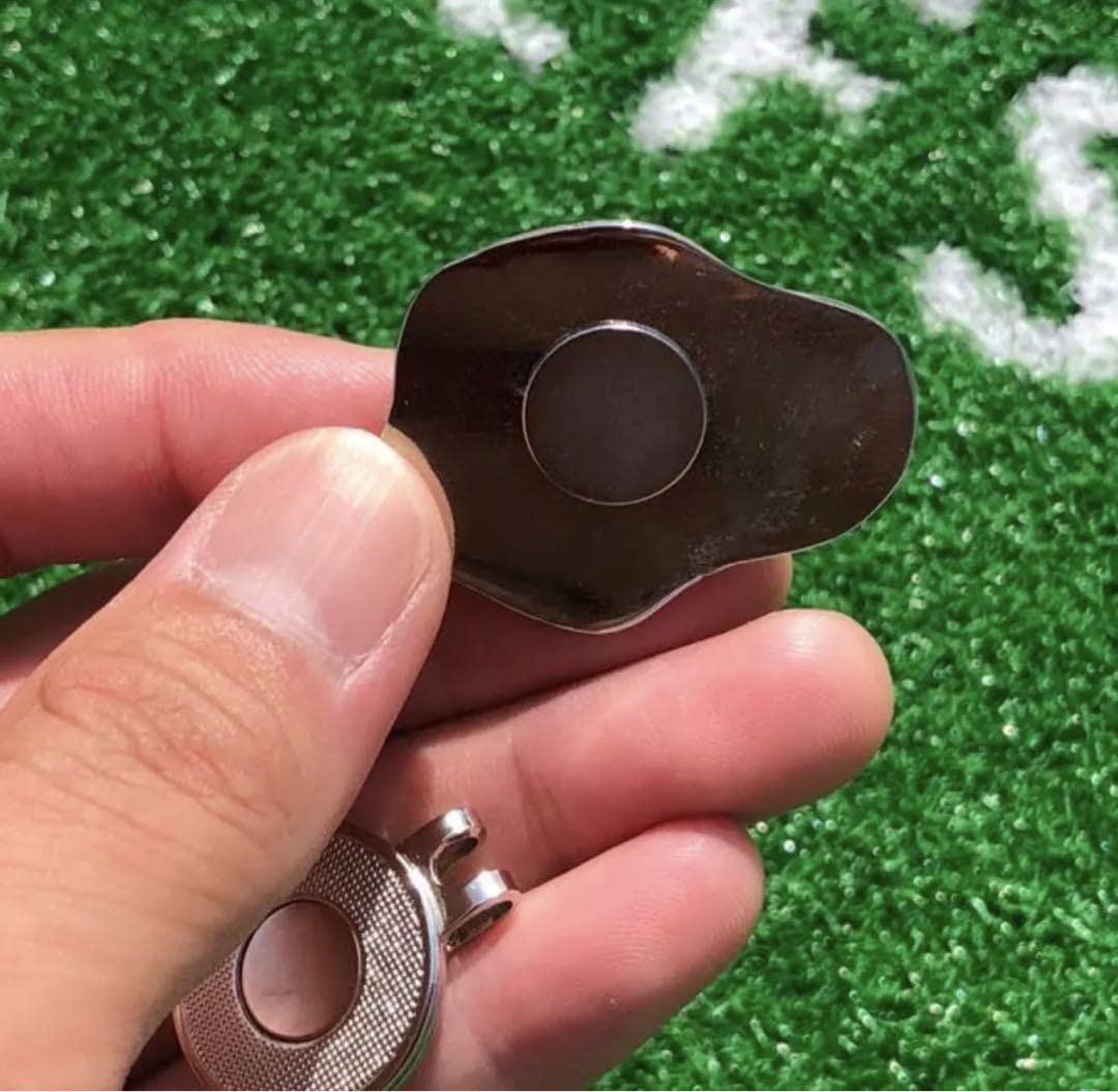 Amazon.co.jp: 金属製 はぐれメタル 台座付 クリップ マーカー